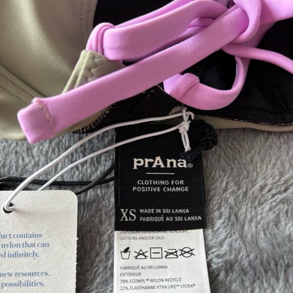 Prana Womens Swim XS Bikini Top Tulum Black Color Block UPF 50+ Lined New - Picture 6 of 9